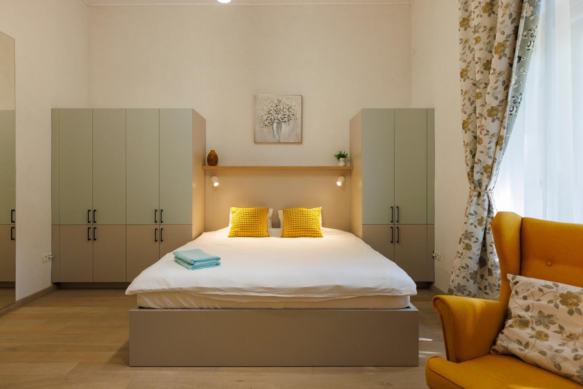 Victoriei Square Apartment Timisoara Luaran gambar