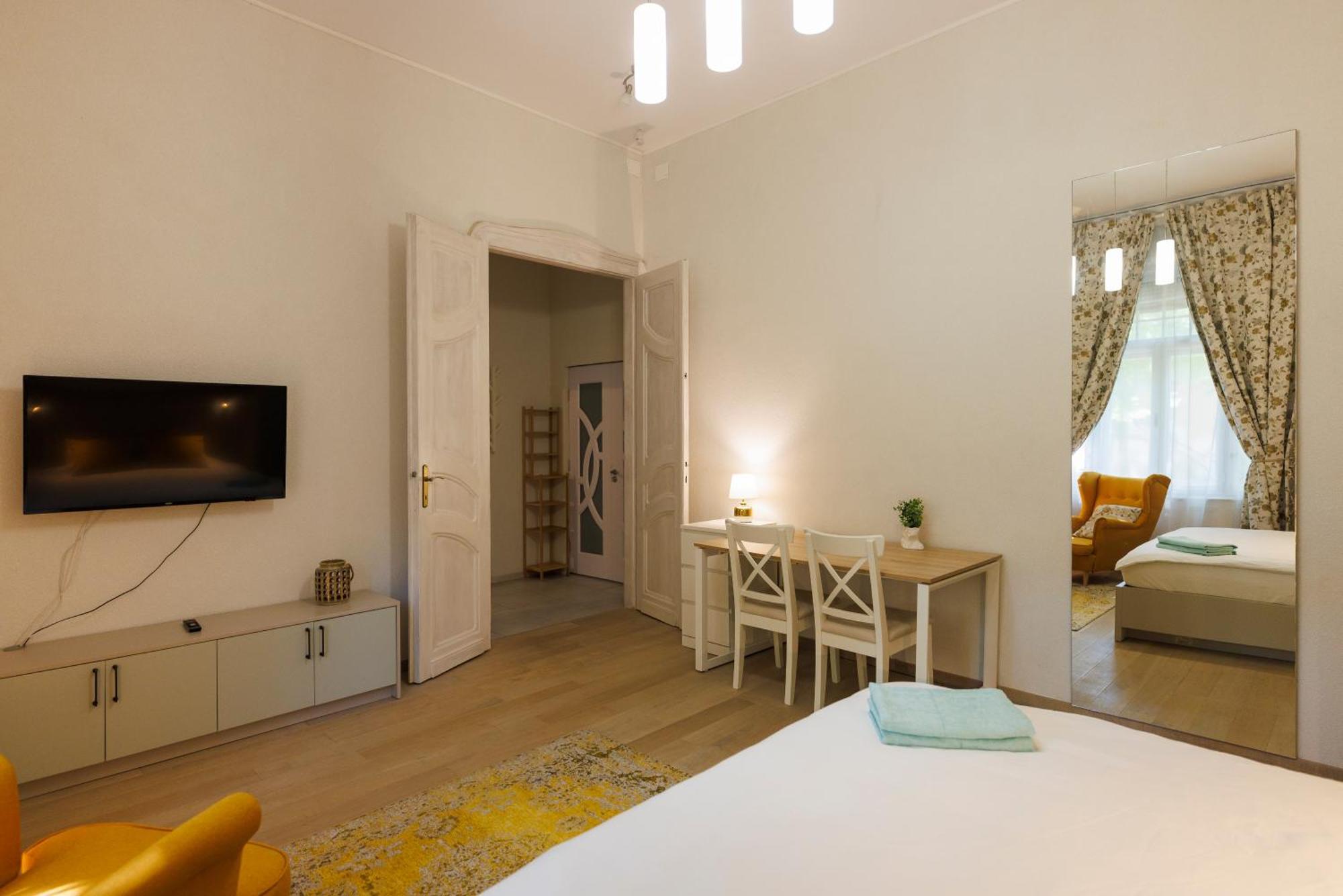 Victoriei Square Apartment Timisoara Luaran gambar